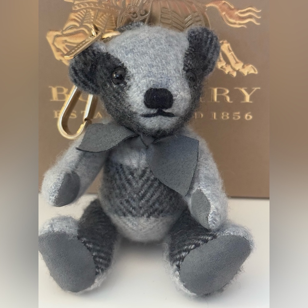 Burberry Thomas Bear 🐻 Charm
